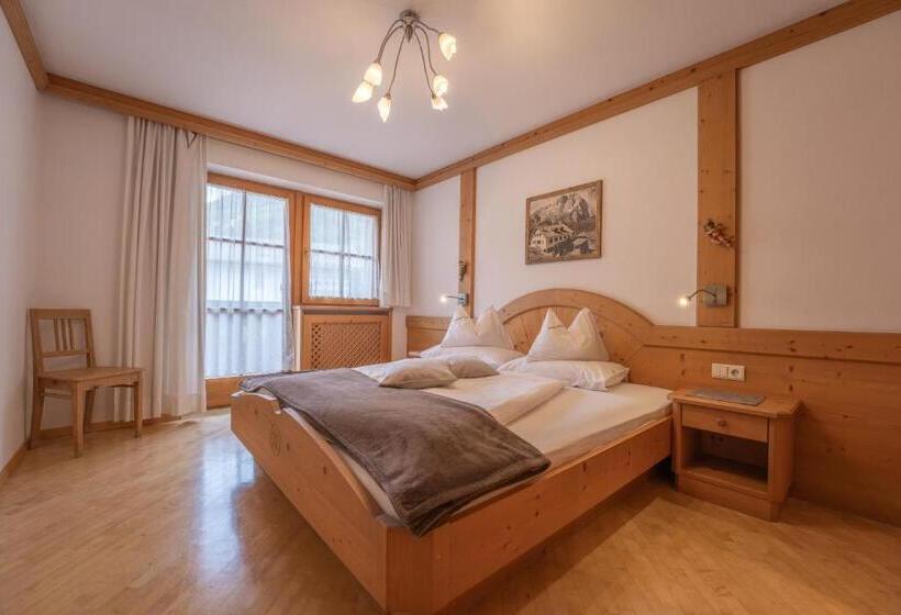 Апартаменты 2 Спальни, Residence Burghof