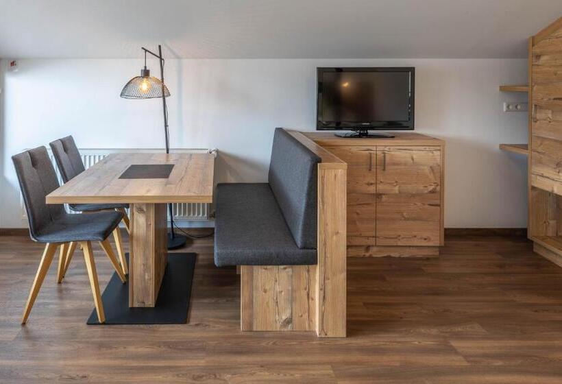 Студио Стандарт с Балконом, Residence Dilitz