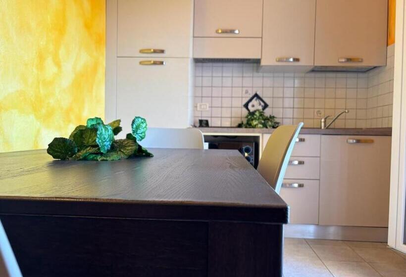 Apartamento 1 Dormitório Vista Mar, Residence Summer Dream