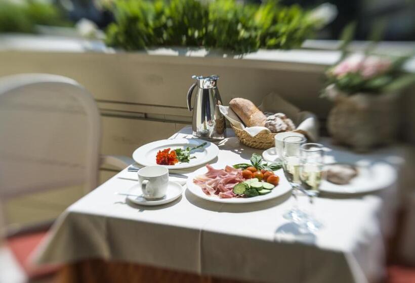 Апартаменты 1 Спальня с Видом, Residence Mignon