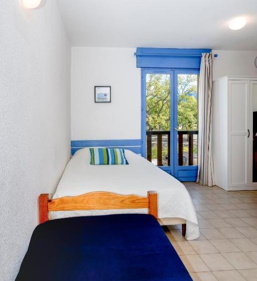 Номер Стандарт Трехместный, Studi Hôtel Résidence Plein Voile