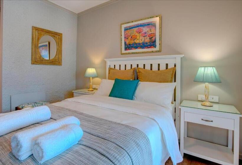 اتاق لوکس خانوادگی, Amour Guest House