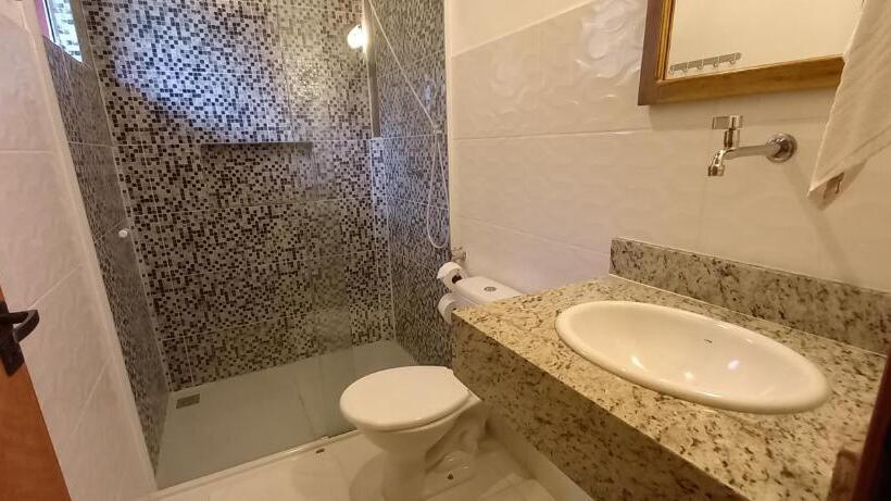 Havuz Manzaralı Üç Kişilik Standart Oda, Pousada Tres Marias Ilhabela