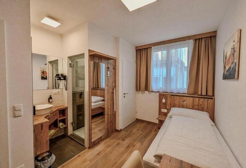 スタンダードシングルルーム, City Rooms Wels   Contactless Check In