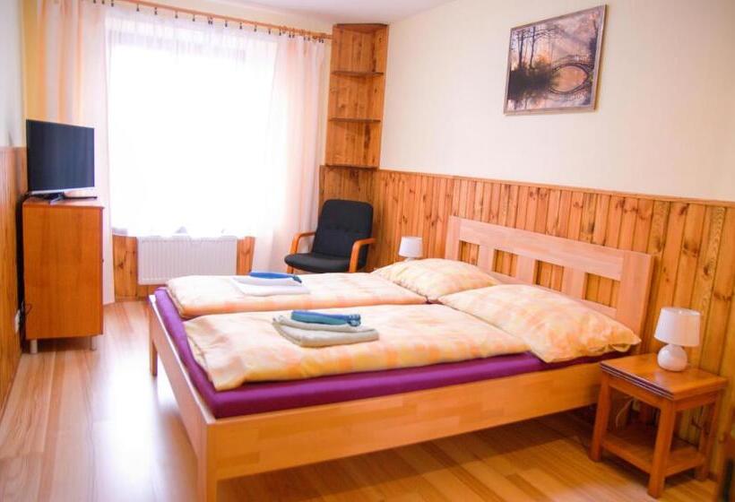 带2个卧室的公寓, Vila Pod Bránou