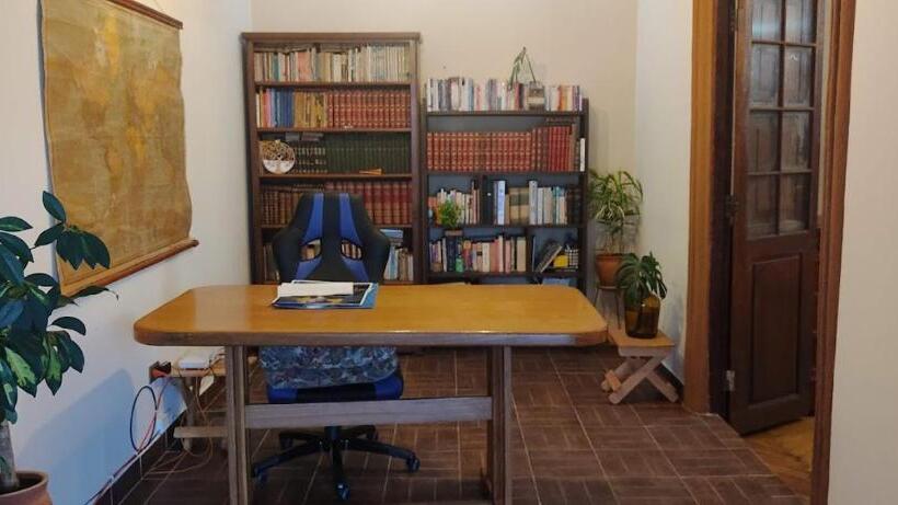 آپارتمان 1 خوابه با تراس, Casa Ramirez   Guest House En El Segundo Piso