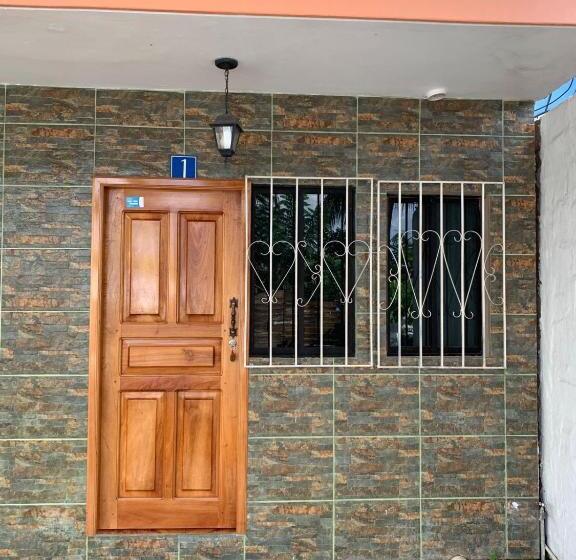 Номер Стандарт, Casa De Huespedes Milena