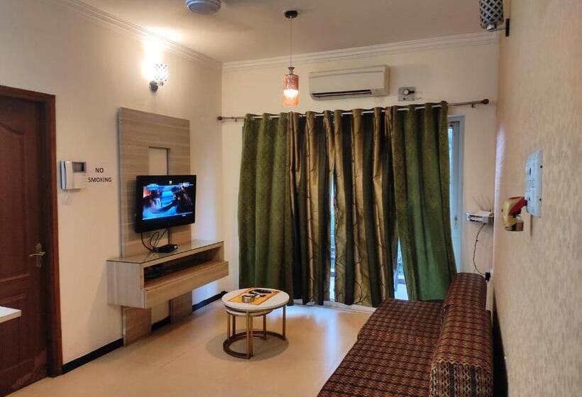带1个卧室的带阳台的公寓, Ivy Retreat  Serviced Apartments