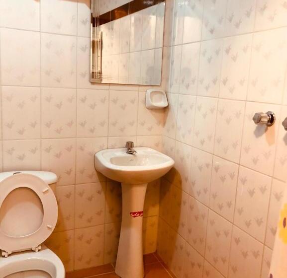 اتاق استاندارد, Hostal Iskanwaya