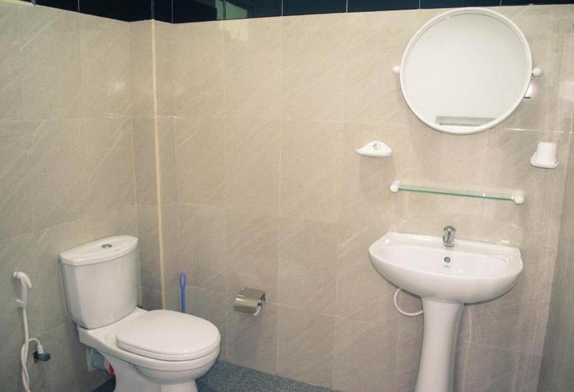Quarto Triplo Economy, Sera Villa