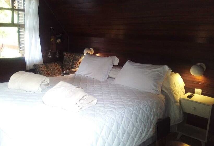 Quarto Deluxe, Pousada Alpes