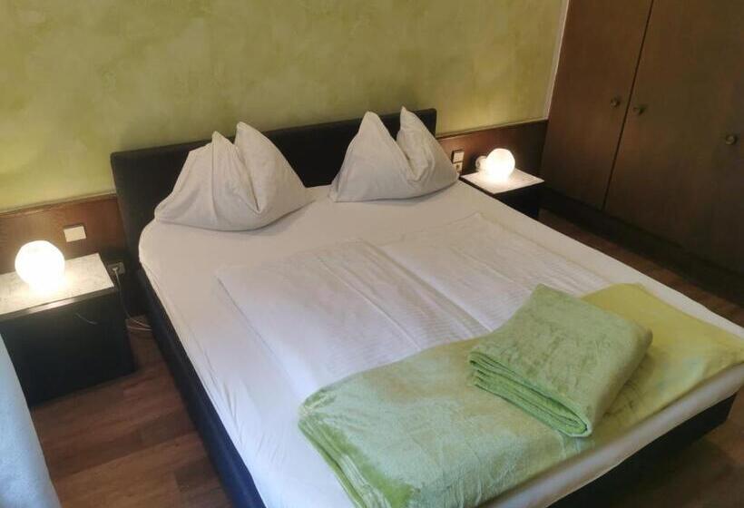 家庭套房, Frühstückspension Gasthof Gesslbauer