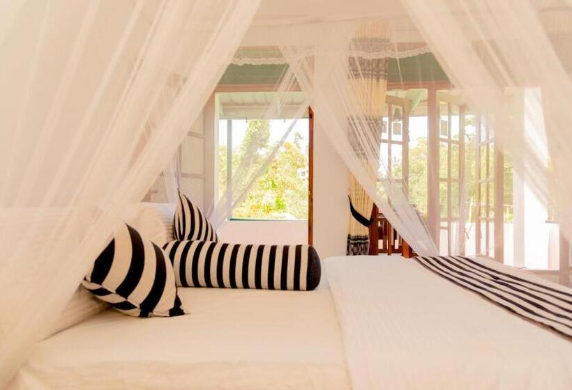 Economy Triple Room, Samiru Guest Inn Ella