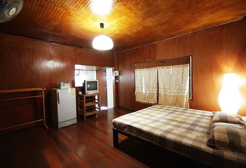 Standard bungalow mountain view, Chatfah Resort