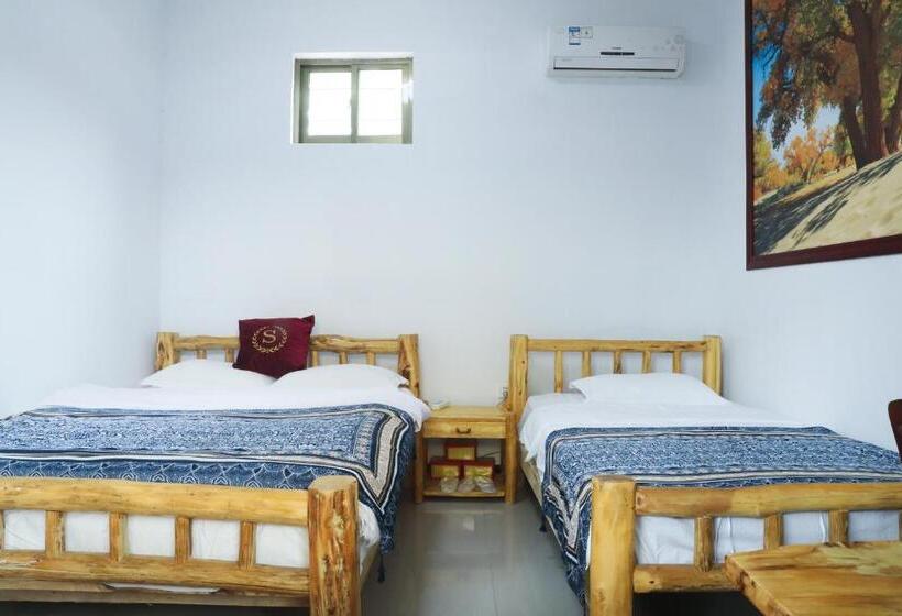 غرفة عائلية مطلّة علي الحديقة, Dunhuang Hu Yang Inn