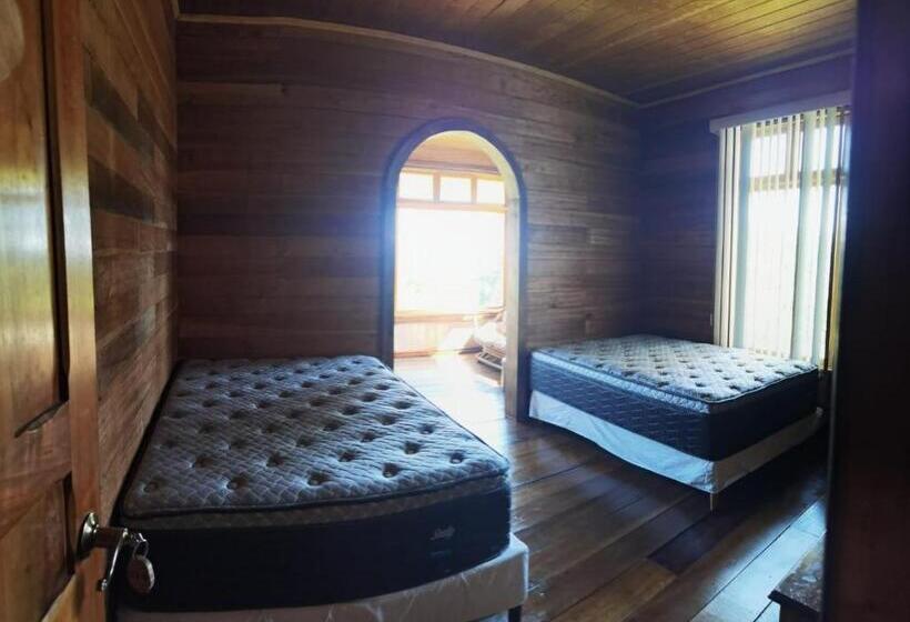 غرفة قياسية رباعية مطلة على الحديقة, Finca Queveri