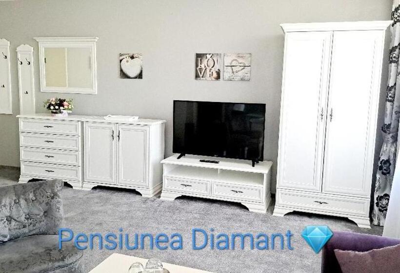 Студия Стандарт, Pensiunea Diamant