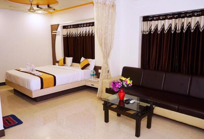 Deluxe Suite King Bed, Gopal