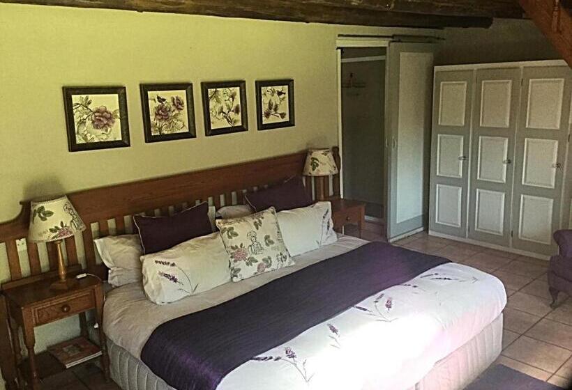 Семейный Номер Вид на Сад, Warrens Guest House