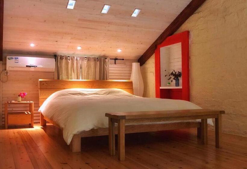 Полулюкс, Zen Box House
