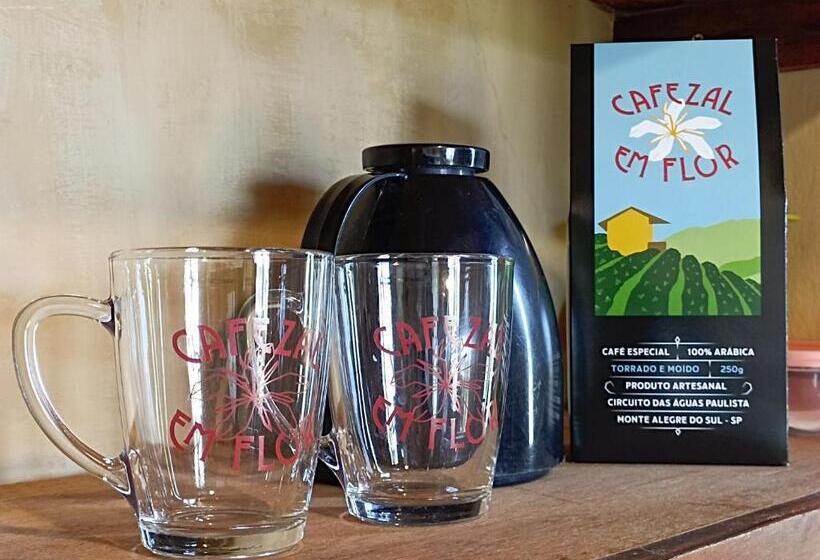 샬레, Cafezal Em Flor Turismo E Cafés Especiais