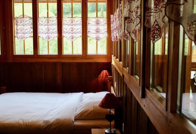 Семейный Номер, Gîte De Planchouet
