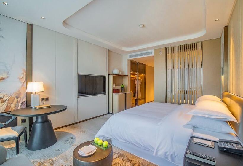 Quarto Estandar Cama Casal, Sheraton Yunfu Xinxing