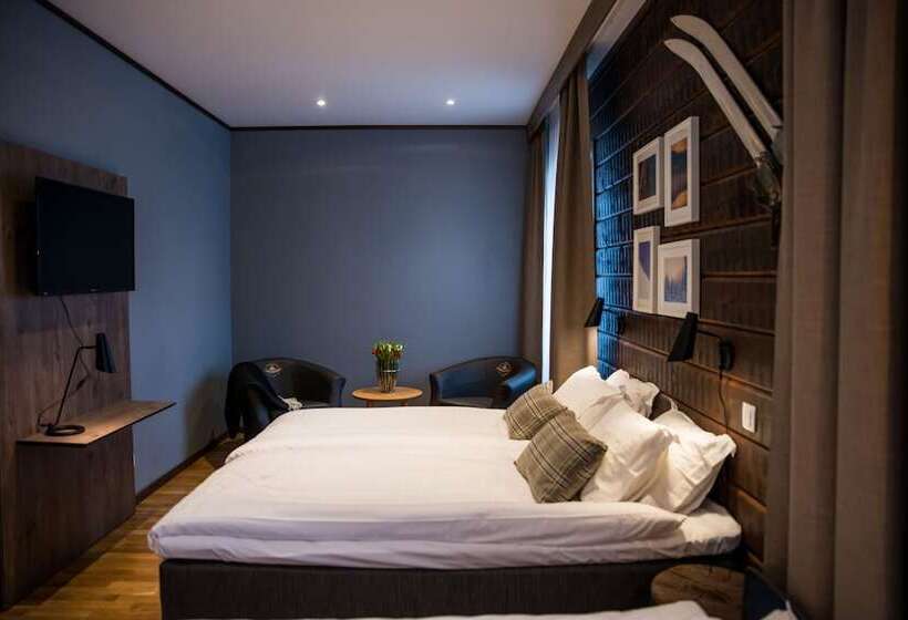 标准间, Mountain Lodge