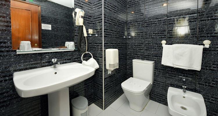 Quarto Triplo Estandar, El Molinon