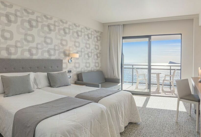 اتاق استاندارد با تراس و چشم‌انداز دریا, Rh Corona del Mar 4* Sup