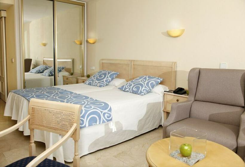 اتاق استاندارد با چشم‌انداز دریا, Roc Illetas & Spa
