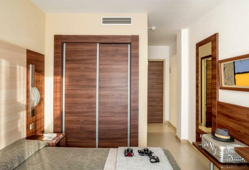 Quarto Premium, Aqua Hotel Aquamarina & Spa