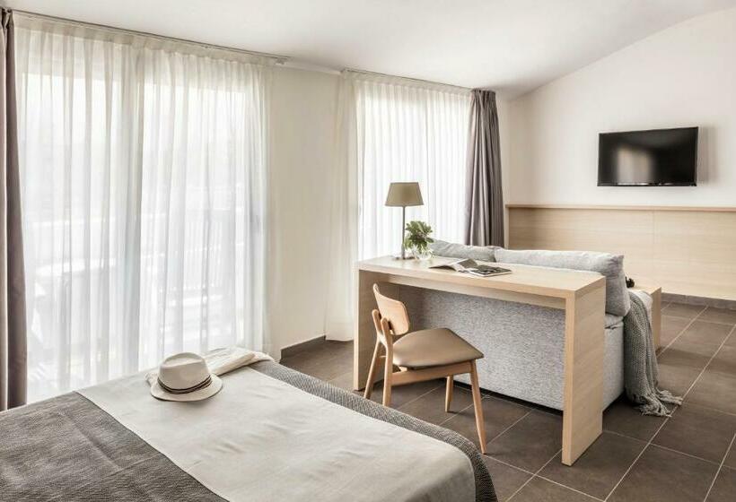 小型套房, Aqua Hotel Aquamarina & Spa