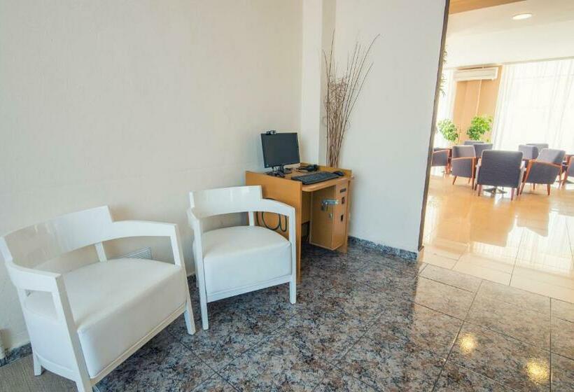 Standard Kolmen Hengen Huone, Azuline Hotel Mediterráneo
