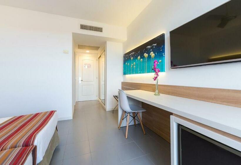Quarto Estandar Vista Mar, Globales Mediterrani