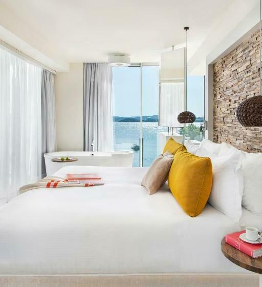 Suite con Terraza, Me Ibiza   The Leading Hotels Of The World