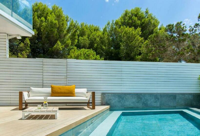 Suite con Piscina, Me Ibiza   The Leading Hotels Of The World