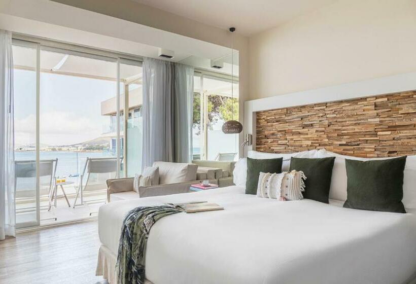 Quarto Estandar Vista Mar com Terraço, Me Ibiza   The Leading Hotels Of The World