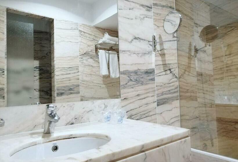 Quarto standard, Mir Octavio