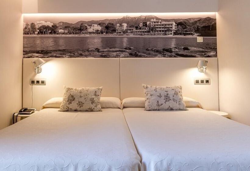 Семейный Номер Боковой Вид на Море, Voramar