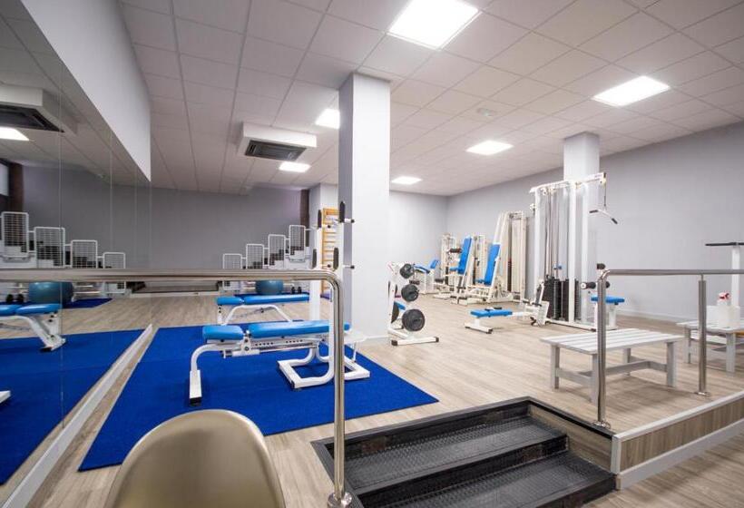 اتاق اکونومی, Auditorio Santiago & Spa