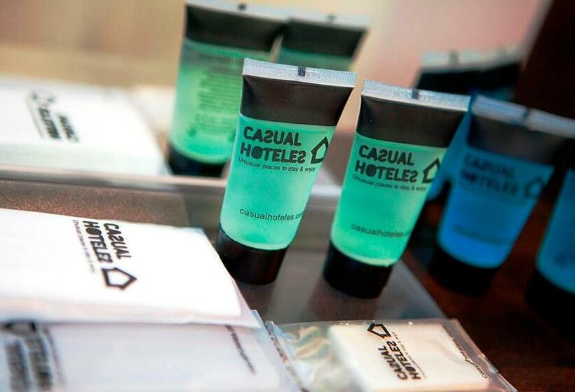 اتاق استاندارد, Casual Del Teatro Madrid