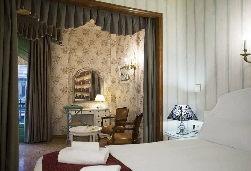 اتاق استاندارد, Casual Del Teatro Madrid