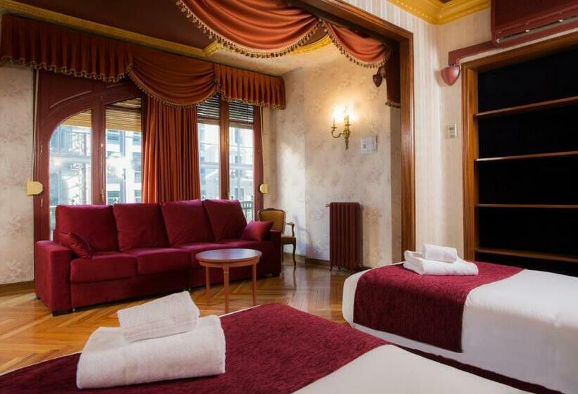 اتاق استاندارد چهار تخته, Casual Del Teatro Madrid