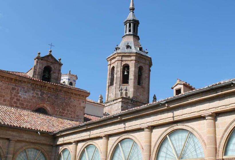 Президентский Люкс, Hostería Del Monasterio De San Millan