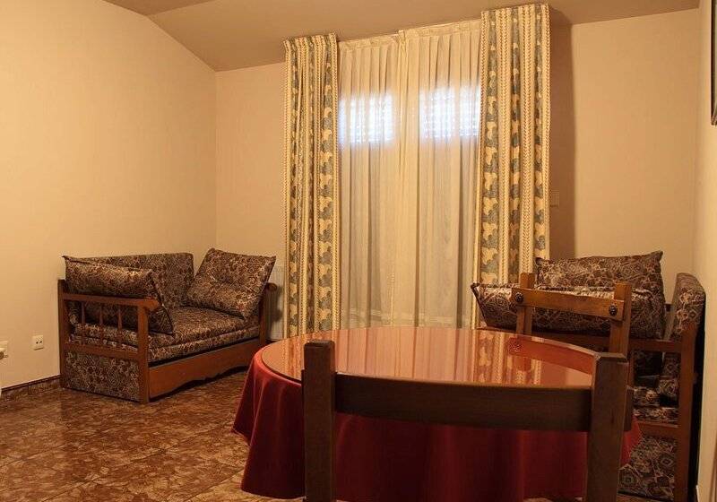 Люкс, Hostal Las Vegas