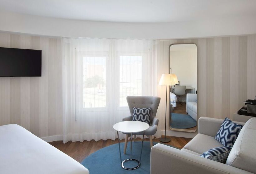 Habitación Estándar con Vistas, NH Madrid Balboa