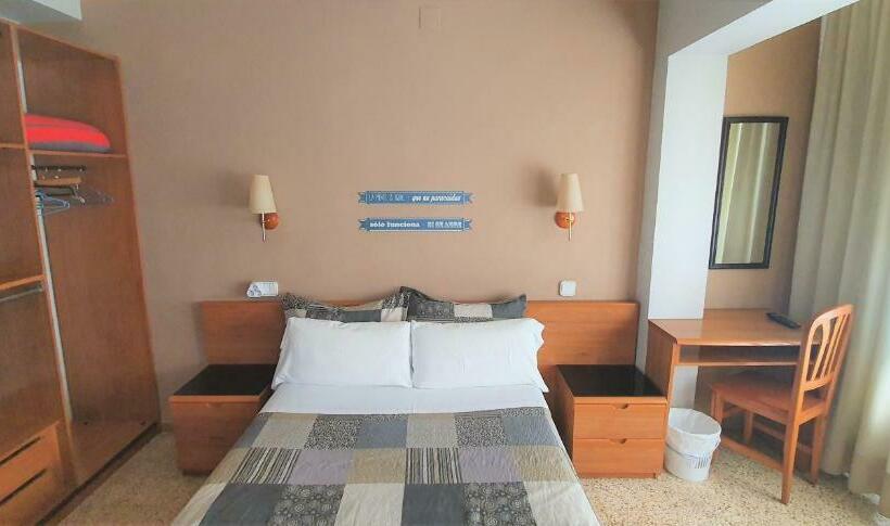 스탠다드 룸, Marinada Cambrils