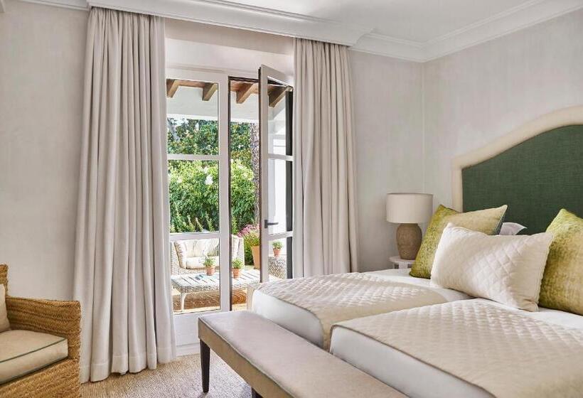 Вилла 4 Спальни, Marbella Club Hotel · Golf Resort & Spa