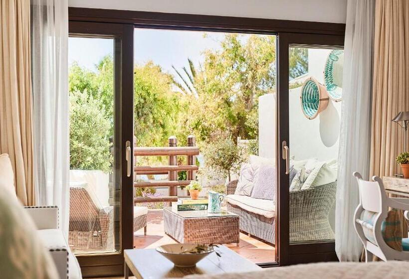 Номер Deluxe, Marbella Club Hotel · Golf Resort & Spa